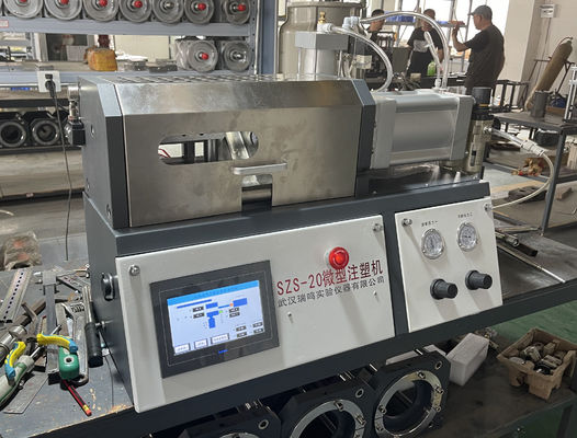 comprare Estrusore a vite gemellato del laboratorio di 2.2KW 6kg/H per materiale di grande molecolarità online manufacture